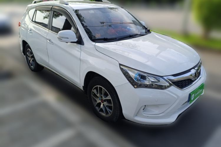 Used BYD Song 2017 Gaishi Upgrade Edition 1.5TI Manual Elite Model
