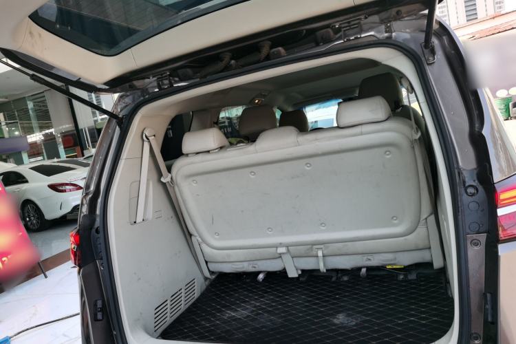 Used Buick GL8 2023 Land Executive Class Smart Enjoyment Model