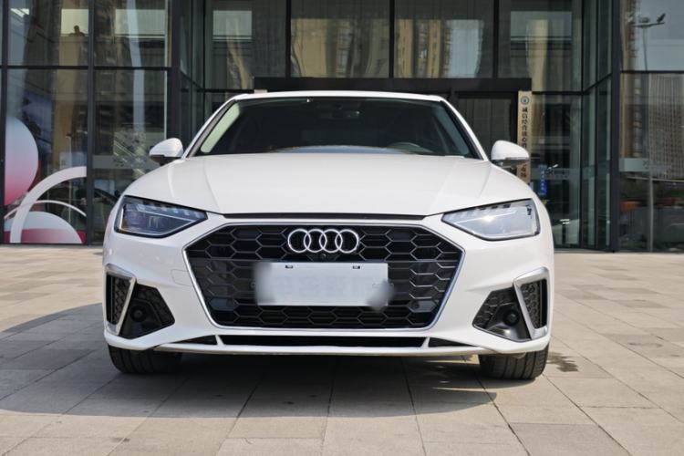 Used Audi A4L 2020 40 TFSI Luxury Dynamic Model
