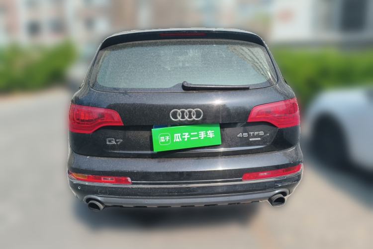 Used Audi Q7  Rear