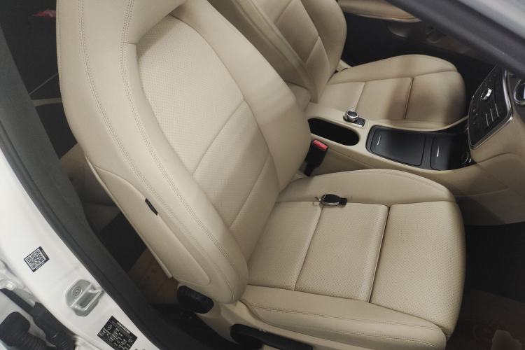 Used Mercedes-Benz GLA 2016 GLA 200 Fashion Model