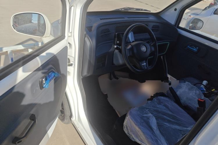 Used Chengshi X2 2022 Wealth Edition Single-Row Box-Type Transport Vehicle
