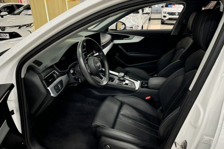 Used Audi A4L 2020 40 TFSI Luxury Dynamic Model