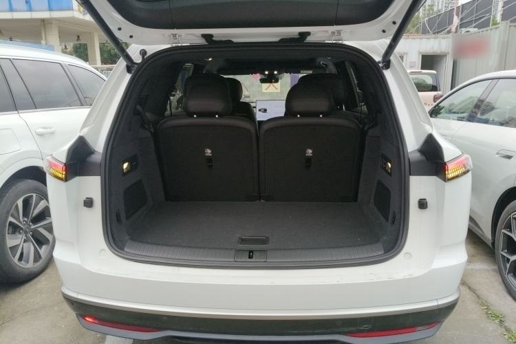 Used ONVO Luxeed L90 2025 Model—Max Six-Seater Version