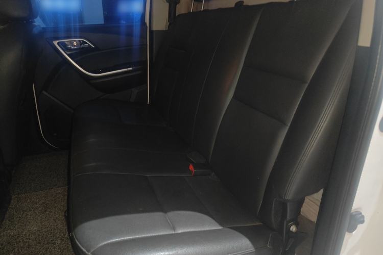 Used JMC Yuhu 7 2016 2.4T Two-Wheel Drive Luxury Edition JX4D24
