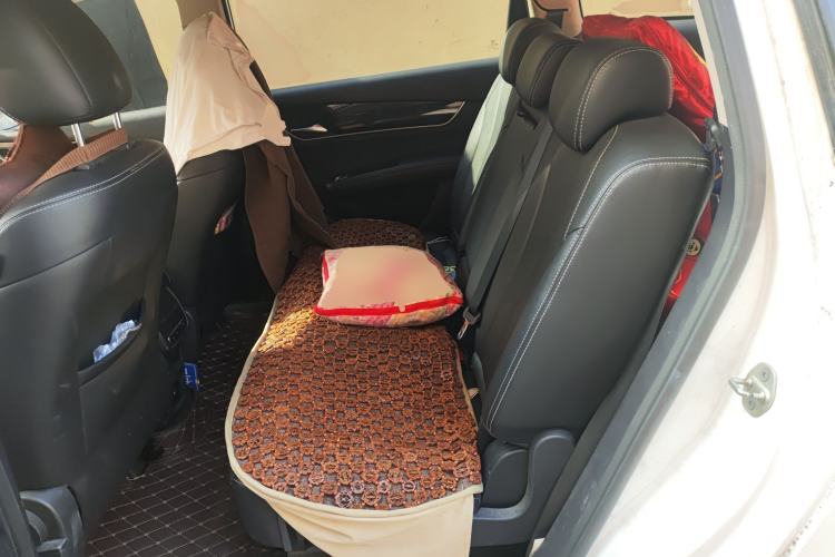 Used BYD Song MAX 2017 1.5T Automatic Smart Connect Elite 7-Seater
