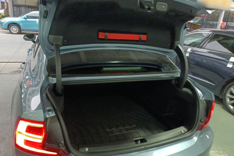 Used Volvo S90 2018 T4 Zhiyuan Edition