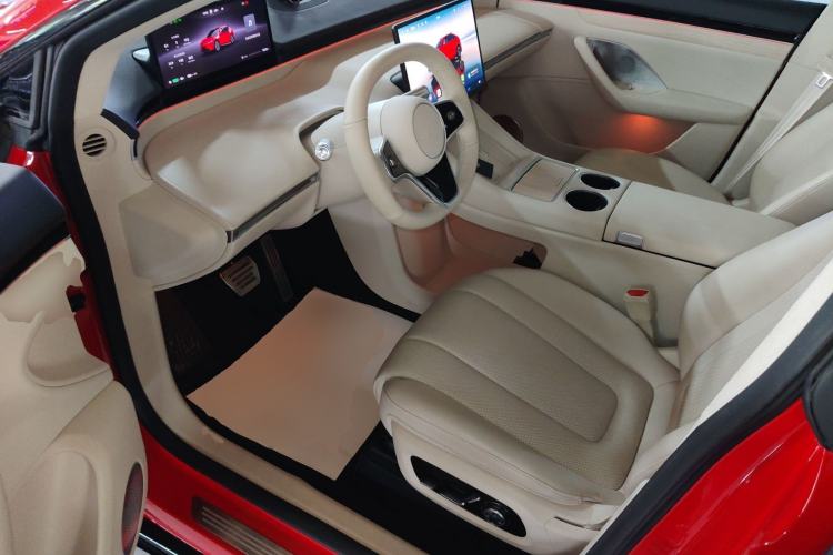 Used Hima Luxeed R7 2024 All-Electric 736 km Ultra Driver Seat