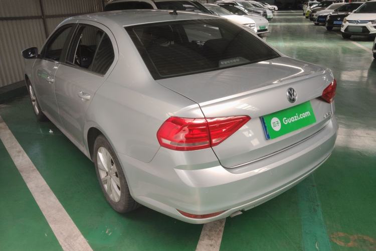 Used Volkswagen Lavida 2015 1.6L Manual Comfort Edition Rear Left 45 Deg