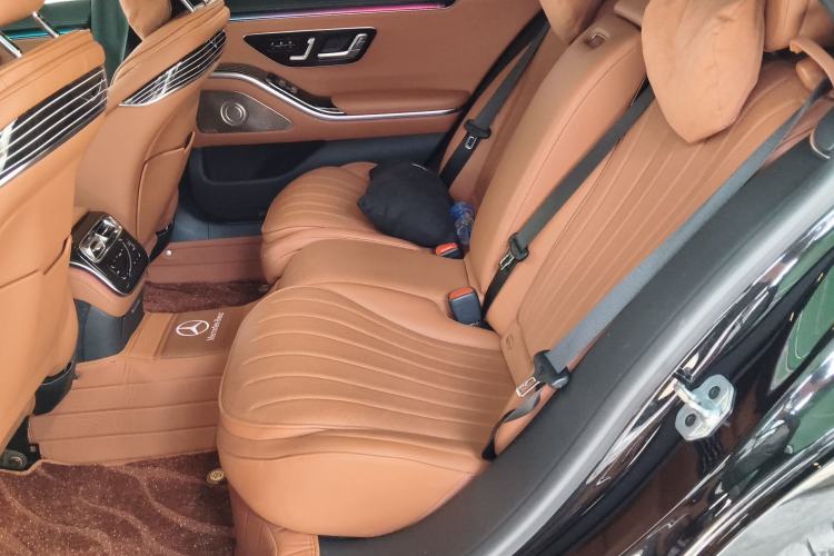 Used Mercedes-Benz S-Class 2023 Updated S 400 L Luxury Edition Left Rear Seat