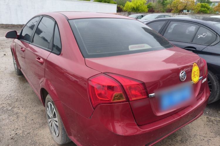 Used Buick Excelle 2013 1.5L Automatic Classic Model Exterior 2