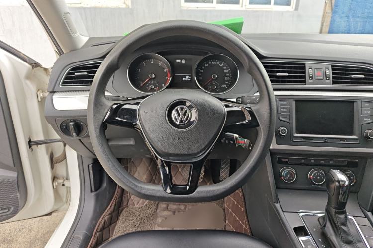 Used Volkswagen Lamando 2017 230TSI DSG Fashion Edition