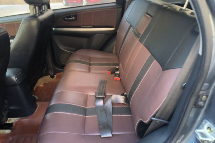 Used Suzuki SX4 2012 Ruiqi 1.8L Automatic Sport Model
