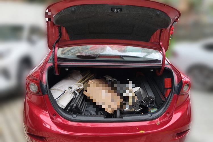 Used Mazda 3 Axela 2017 Sedan 1.5L Automatic Luxury Model Emission Standard China V