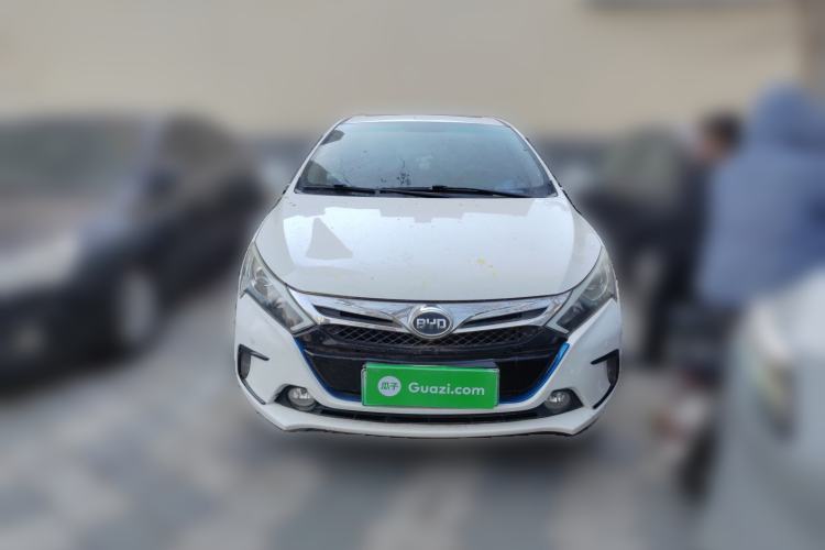 Used BYD Qin New Energy 2015 1.5T Dual-Crown Flagship Plus Edition
