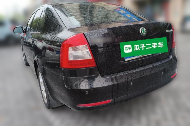 Used Skoda Octavia 2013 1.6L Automatic Yijie Edition Rear Left 45 Deg