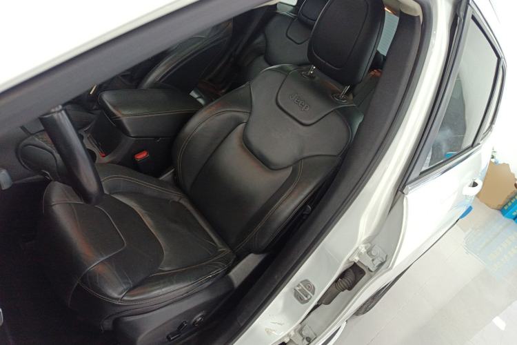 Used Jeep Cherokee 2016 2.4L Leading Edition