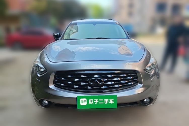 Used Infiniti FX 2010 FX35 Standard Edition Front