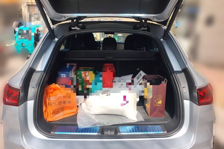 Used Mercedes-Benz EQE SUV 2023 350 4MATIC Luxury Edition Trunk