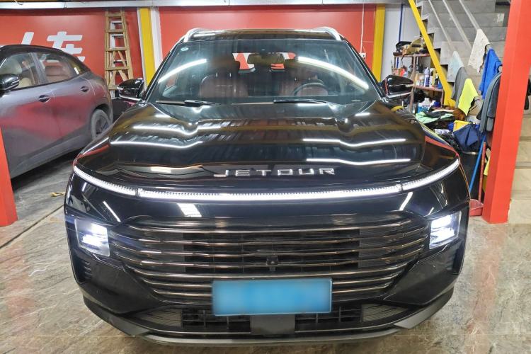 Used JETOUR X70 PLUS 2025 1.5T Luxury Edition 5 Seats