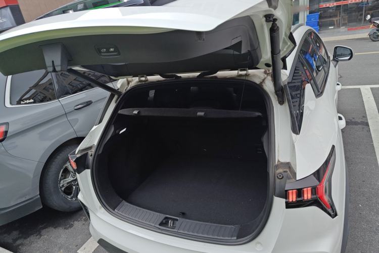 Used Lynk & Co 06 2023 Remix 1.5T JinPro Trunk