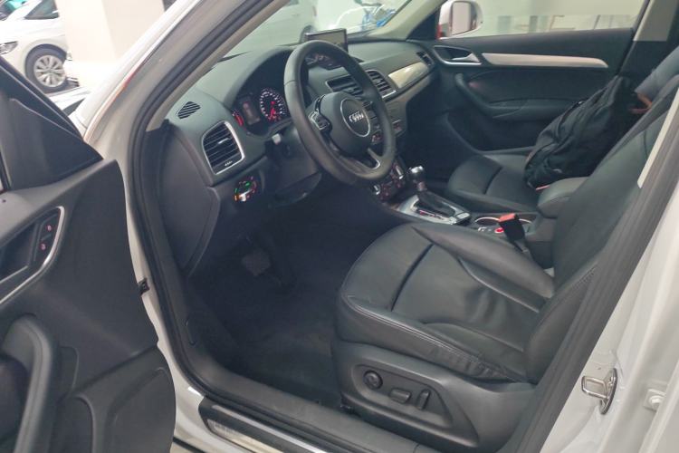 Used Audi Q3 2015 35 TFSI quattro Technology Edition
