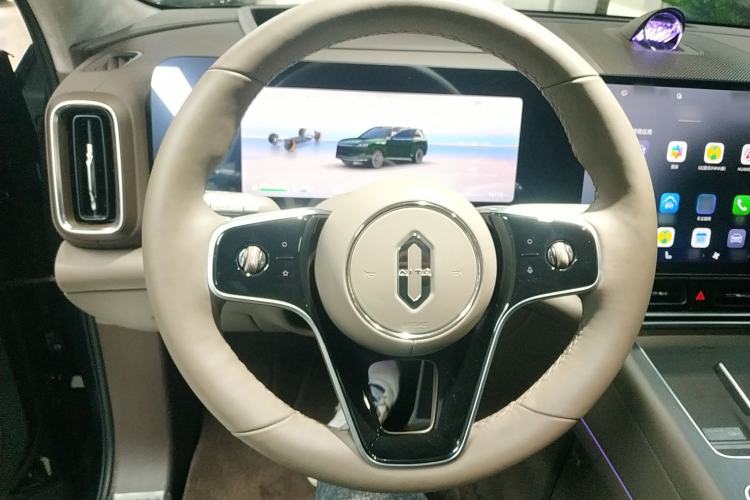 Used Hima AITO M9 2025 Extended-Range Max Version 52 kWh 6-Seater Edition Steering Wheel