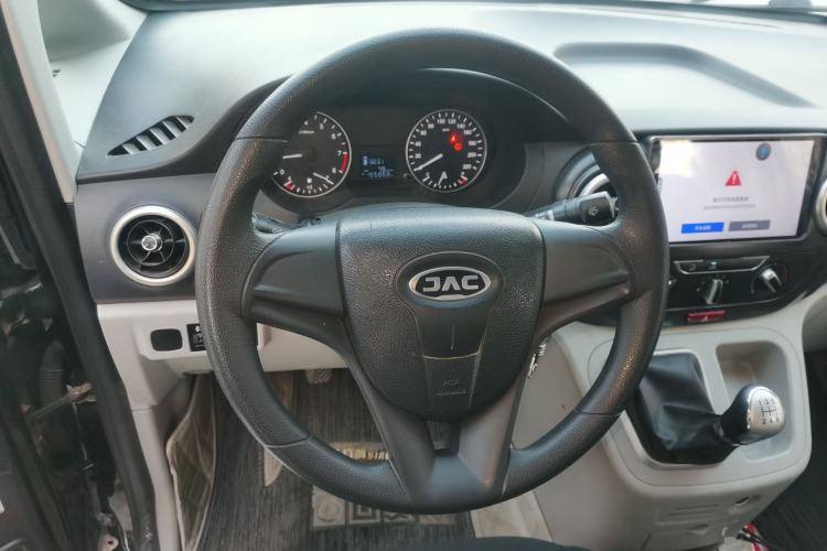 Used JAC Refine M3 2022 1.8L 7-seat Standard Edition Steering Wheel