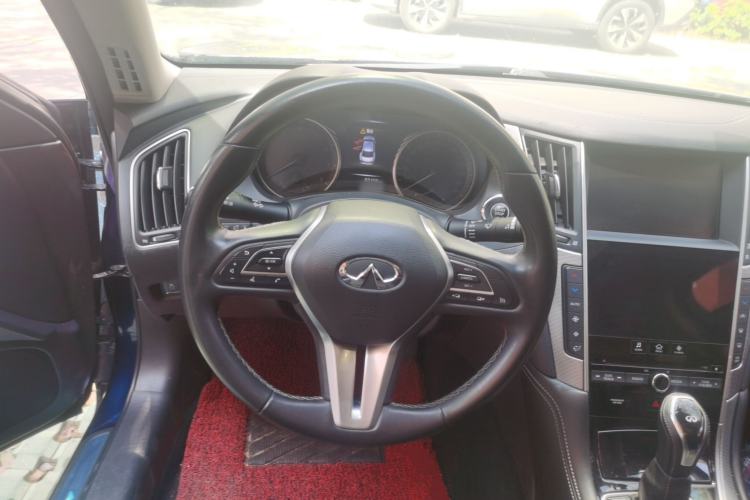 Used Infiniti Q50L 2018 2.0T Enjoyment Version China V Standard Steering Wheel