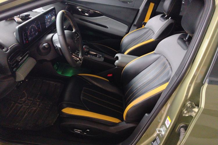 Used GAC Trumpchi EMPOW 2021 270T DCT J15 Version
