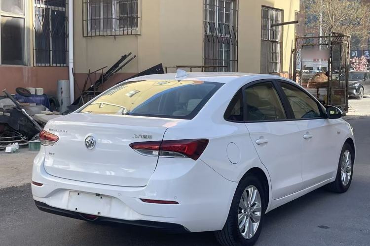 Used Buick GT 2018 15T Manual Elite Version China V Standard
