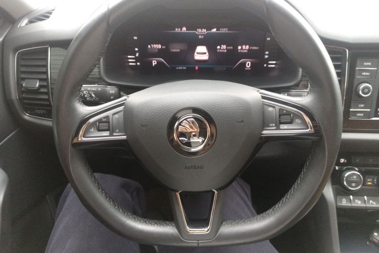 Used Skoda Kodiaq GT 2019 TSI330 Two-Wheel-Drive Luxury Edition China VI Standard Steering Wheel