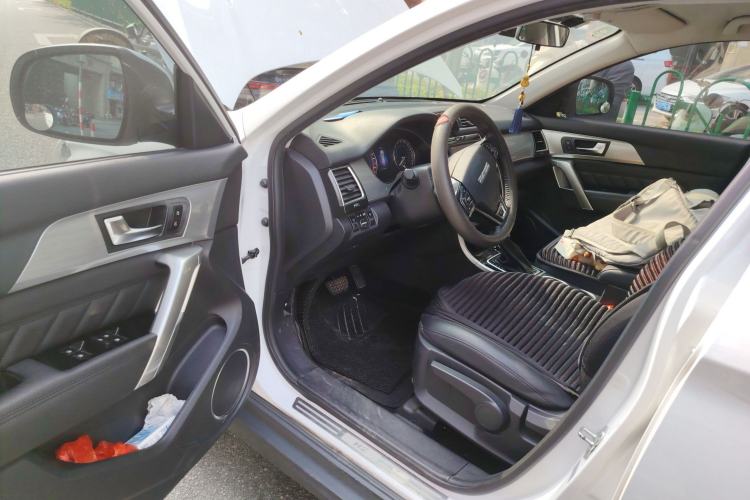 Used Haval H2 2016 Red-Label 1.5T Automatic Two-Wheel Drive Luxury Model