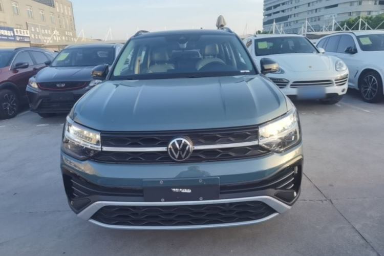 Used Volkswagen Tharu 2023 300TSI Two-Wheel-Drive Full Moon Edition