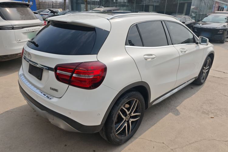 Used Mercedes-Benz GLA 2017 GLA 200 Fashion Model