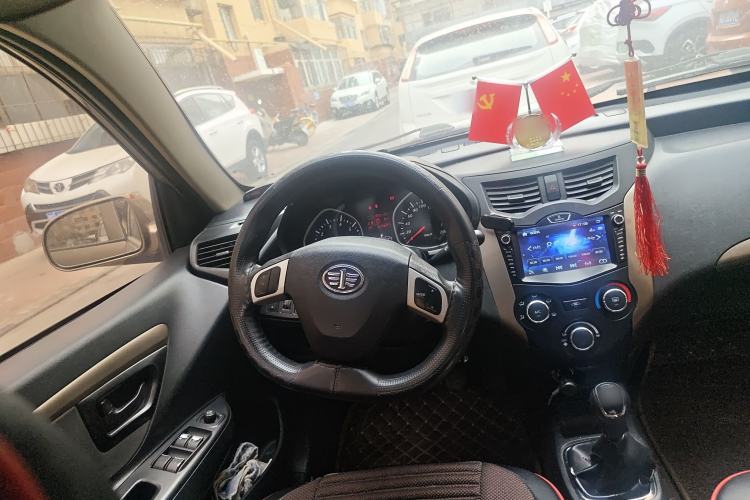 Used FAW Xiali N7 2013 1.3L Manual Comfort Model
