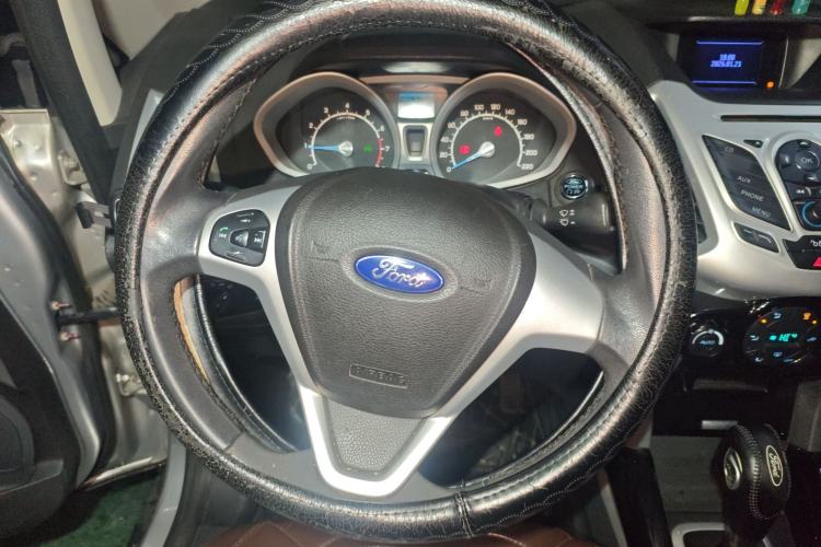 Used Ford EcoSport 2013 1.5L Automatic Prestige Model Steering Wheel