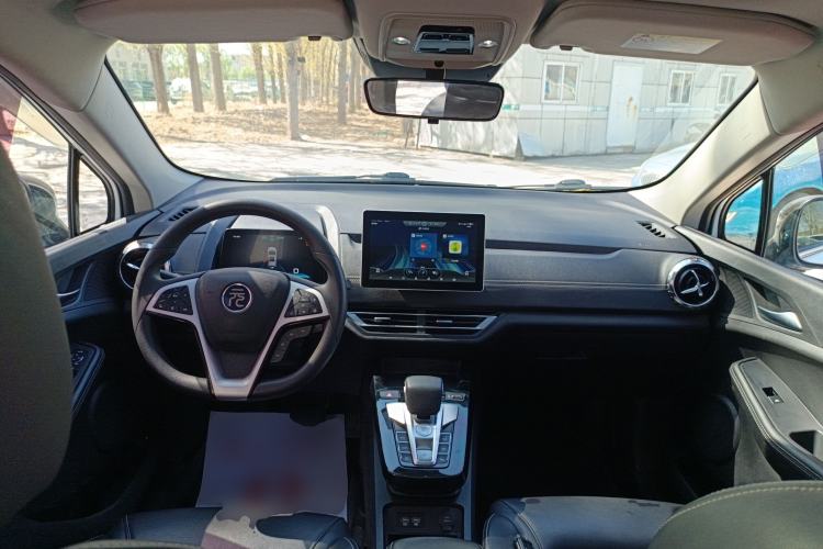 Used BYD Yuan New Energy 2019 EV535 High-Energy Leading Edition Center Console