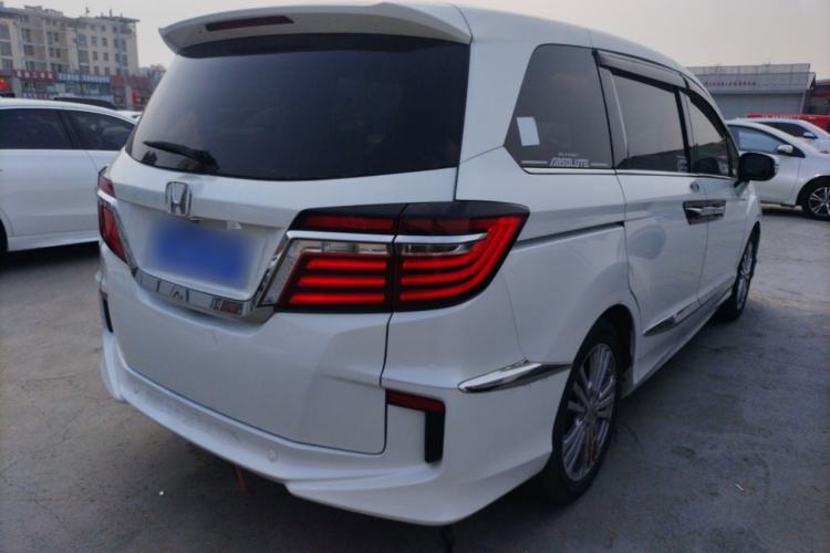 Used Honda Elysion 2016 2.4L Luxury Edition
