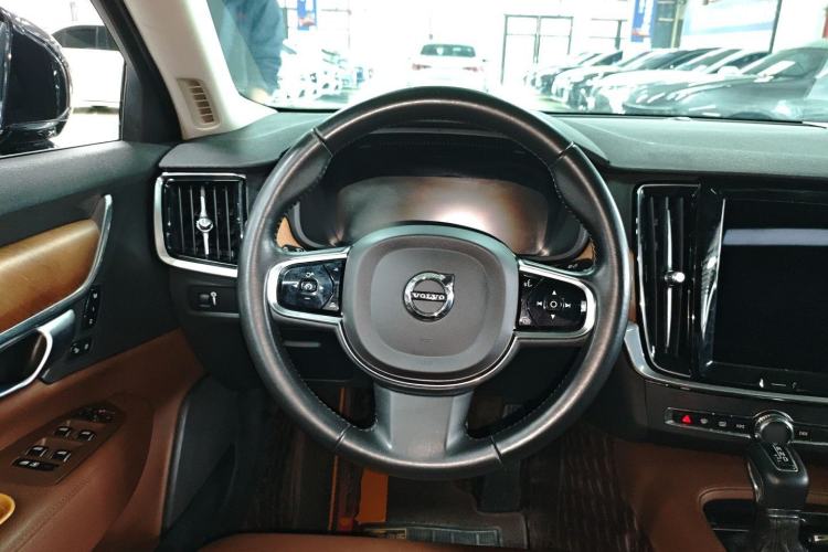 Used Volvo S90 2020 T5 Zhiyi Luxury Edition