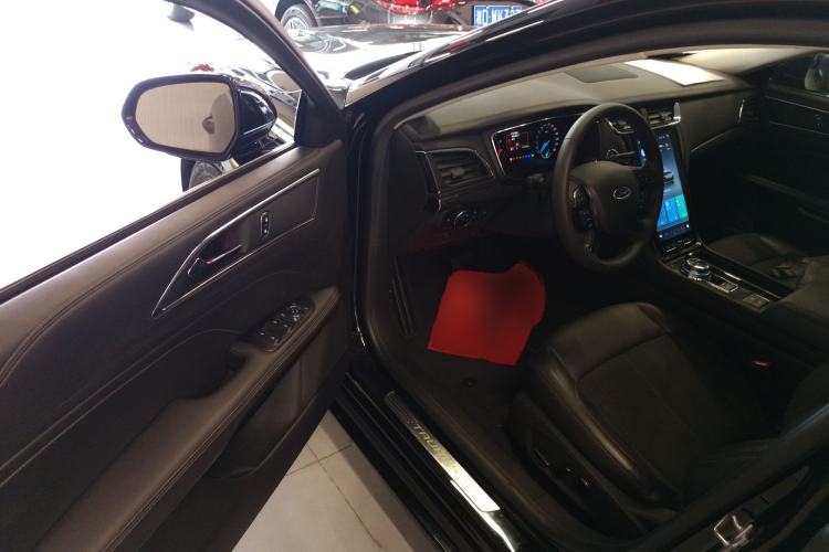 TDK.VehicleDetails.img