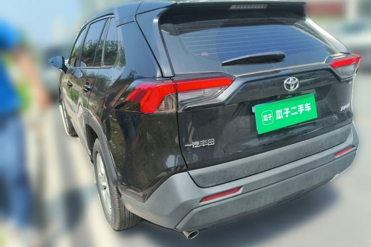 Used Toyota RAV4 2024 2.0L CVT Two-Wheel Drive Urban Edition
