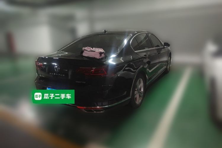 Used Volkswagen Magotan 2023 2 Million Units Limited-Edition 280TSI DSG Comfort Version Rear Right 45 Deg