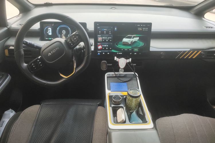 Used AION Y 2022 70 Enjoyment Edition Lithium Iron Phosphate Center Console