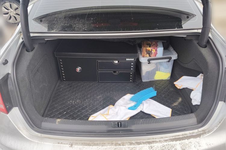 Used Audi A4L 2012 2.0 TFSI automatic Comfort trim level