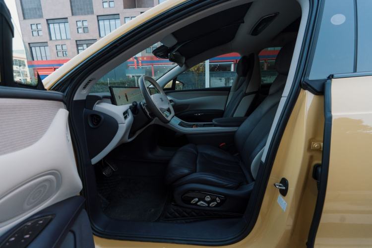 Used IM LS7 2023 90 kWh Elite Rear-Drive Version