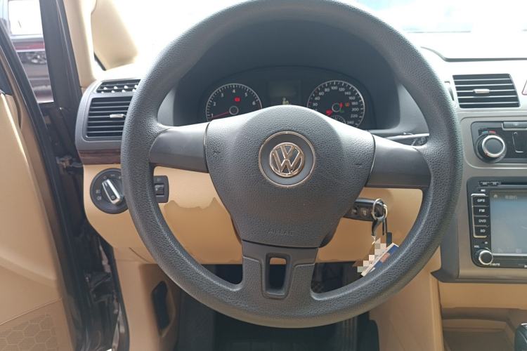 Used Volkswagen Touran 2015 1.4T DSG Comfort Edition 5 Seats
