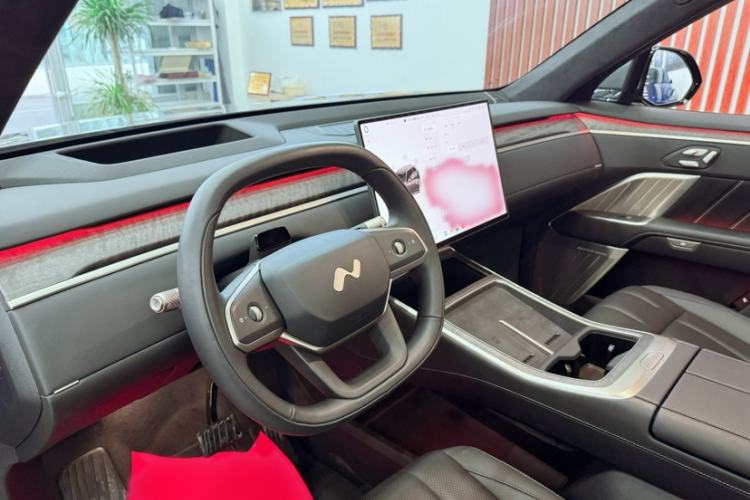 Used ONVO Luxeed L90 2025 Model—Max Six-Seater Version Interior 10