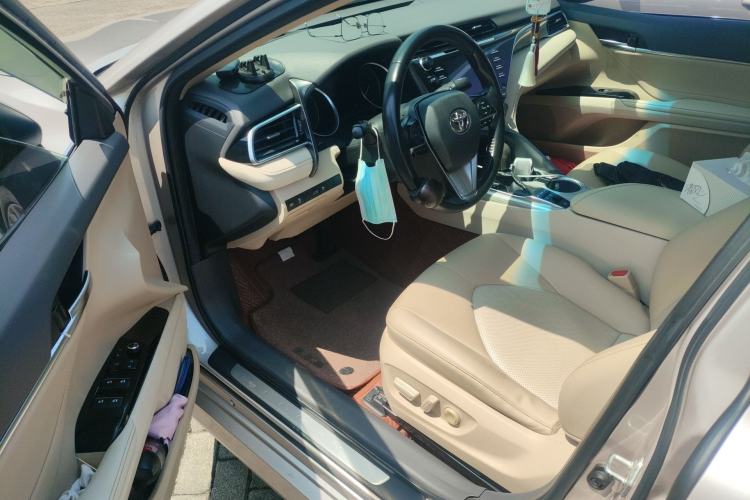 Used Toyota Camry 2018 Dual-Engine 2.5 HG Luxury Edition Driver Seat