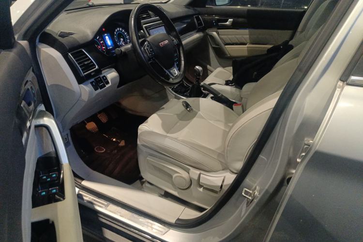 Used Haval H2 2014 1.5T Manual Two-Wheel Drive Elite Edition